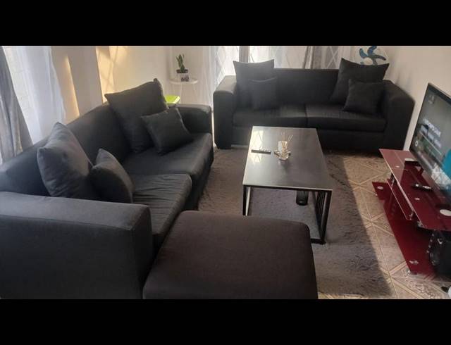 4 BEDROOM HOUSE FOR SALE IN SILVERGLEN